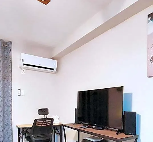 Quayside Near Airport Aparthotel 4*